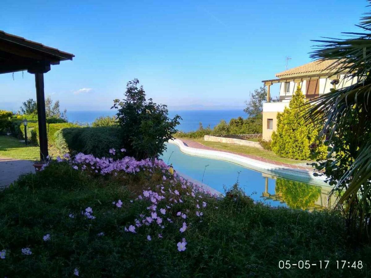 Porto Thea Alexandra Shared Pool Villa, อาฟิโตส ภายนอก รูปภาพ